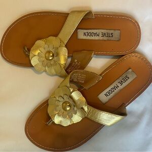 Steve Madden Metallic Gold Sandals